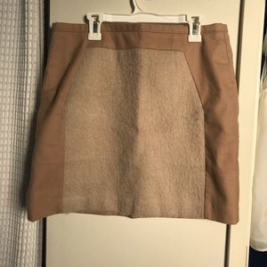 Tan Banana Republic skirt, size woman’s small